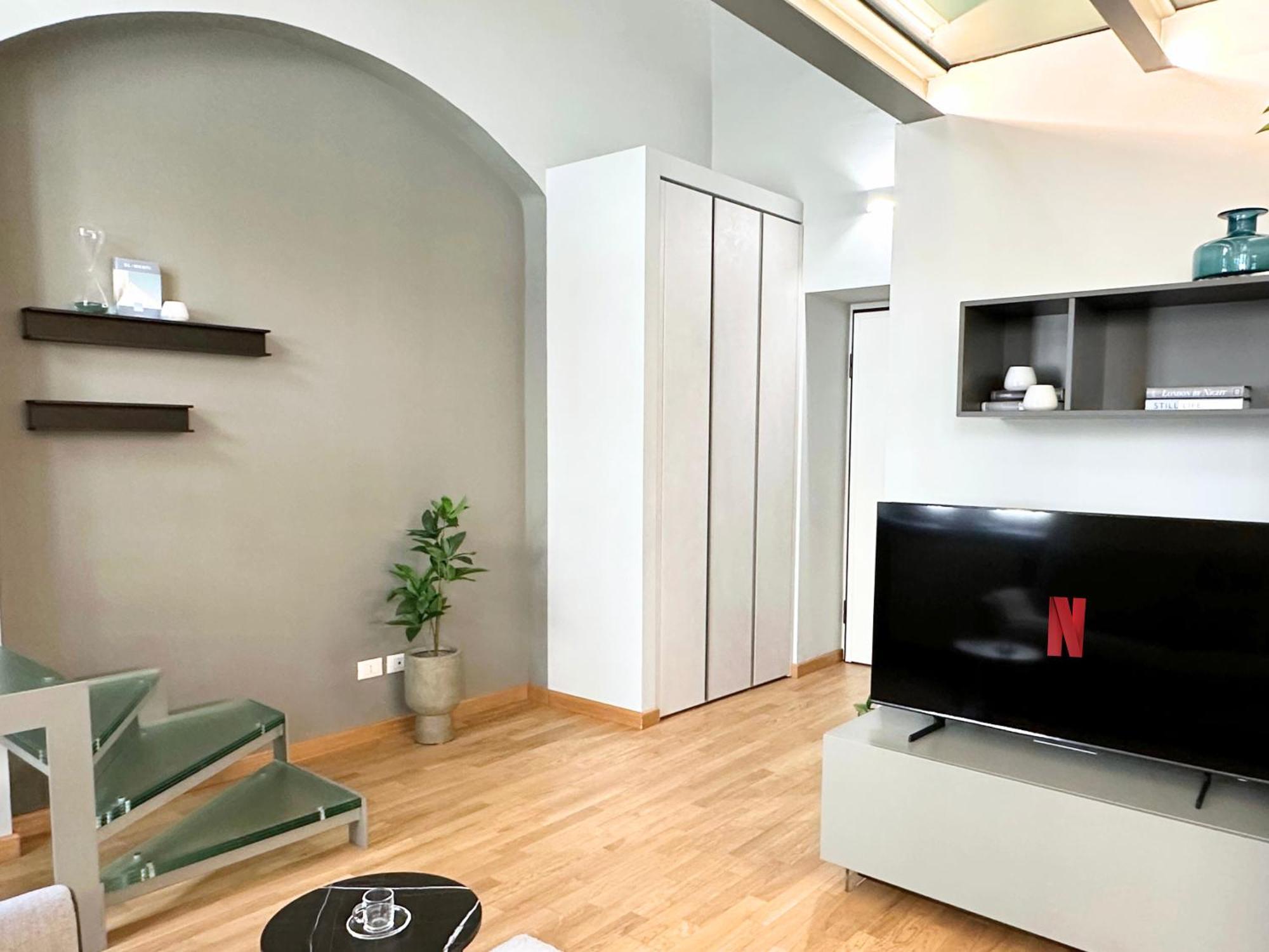 Jacuzzi Luxury Apartment In The Town Centre Турин Екстер'єр фото